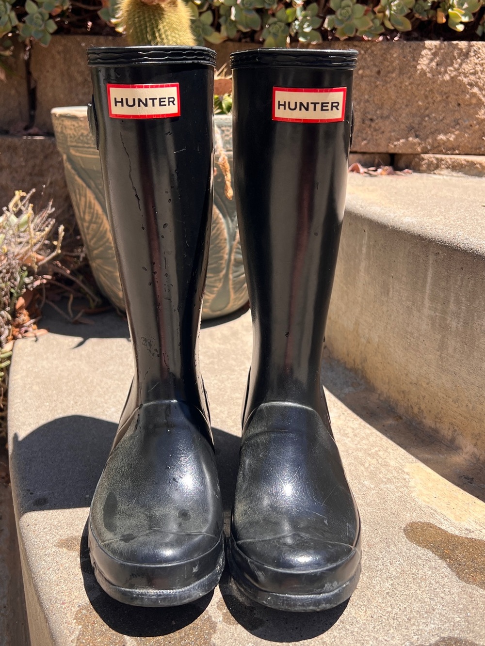 Hunter kids size 2b Black rain boots